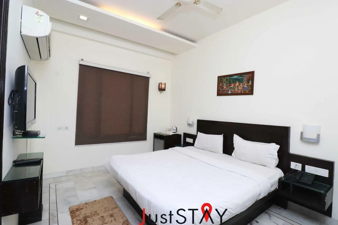 Juststay Mumtaz Mahal Agra  Hotel